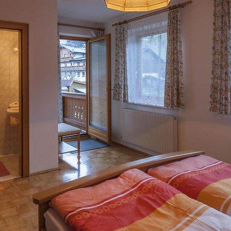 Haus Schoenegger Dorfgastein Ruang foto