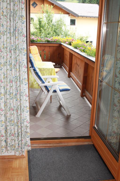 Haus Schoenegger Dorfgastein Ruang foto