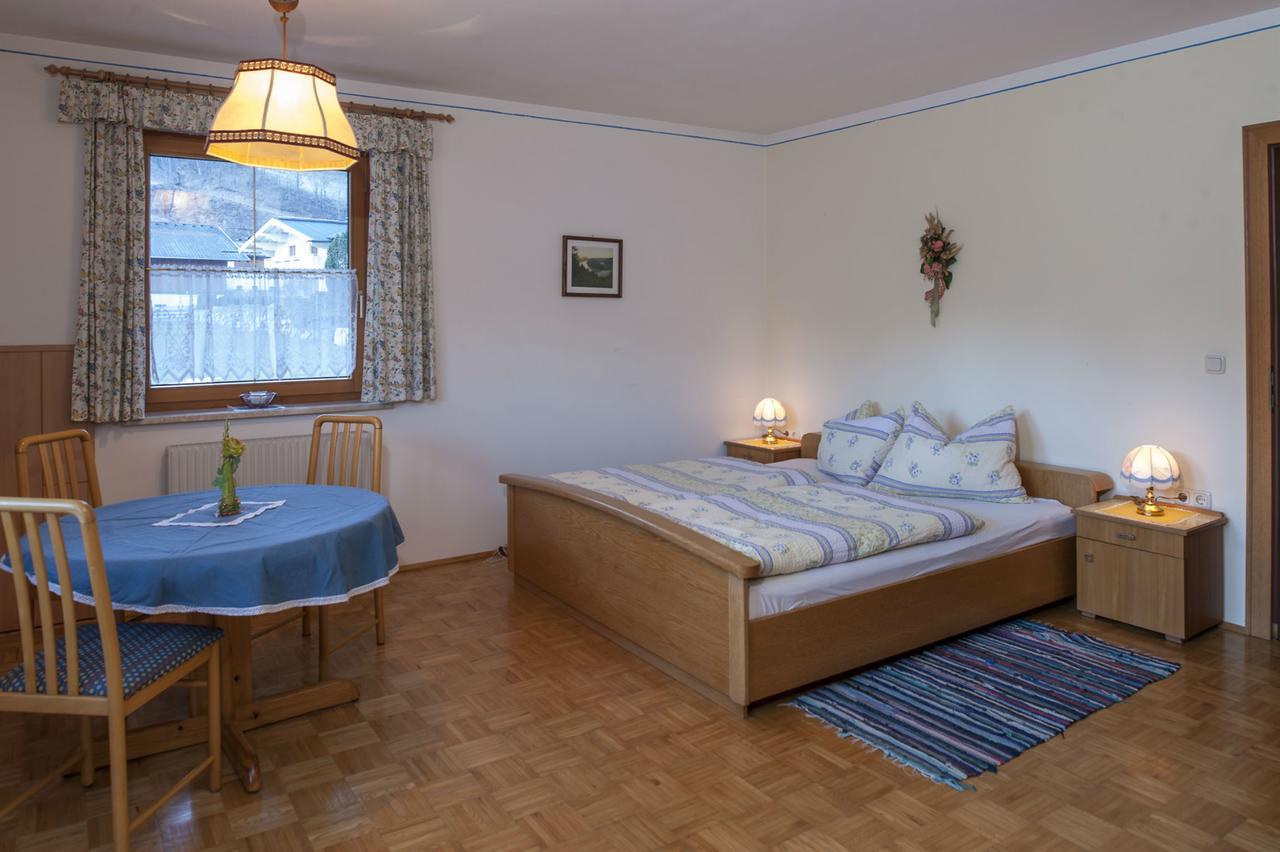 Haus Schoenegger Dorfgastein Ruang foto